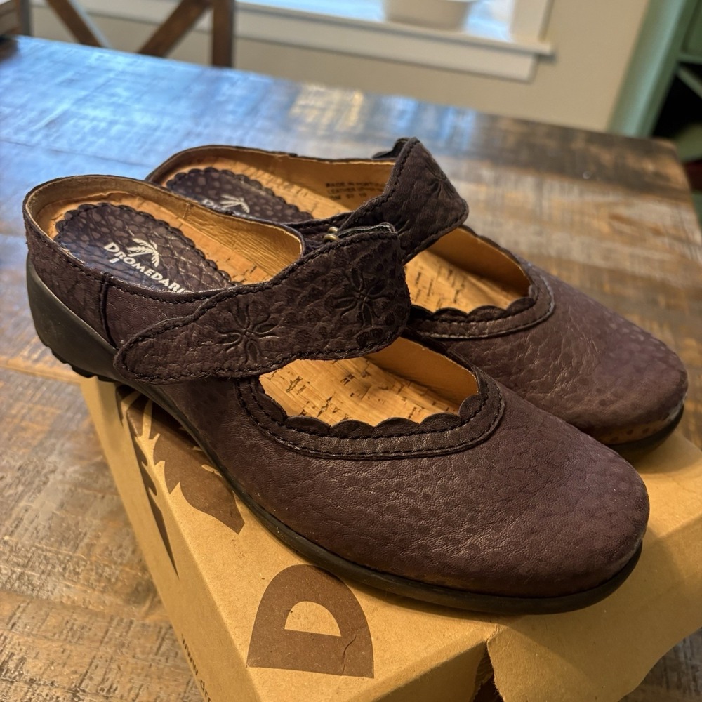 Dromedaris Women's 8.5/39 Purple Soft Pebbled Leather Mules Clogs